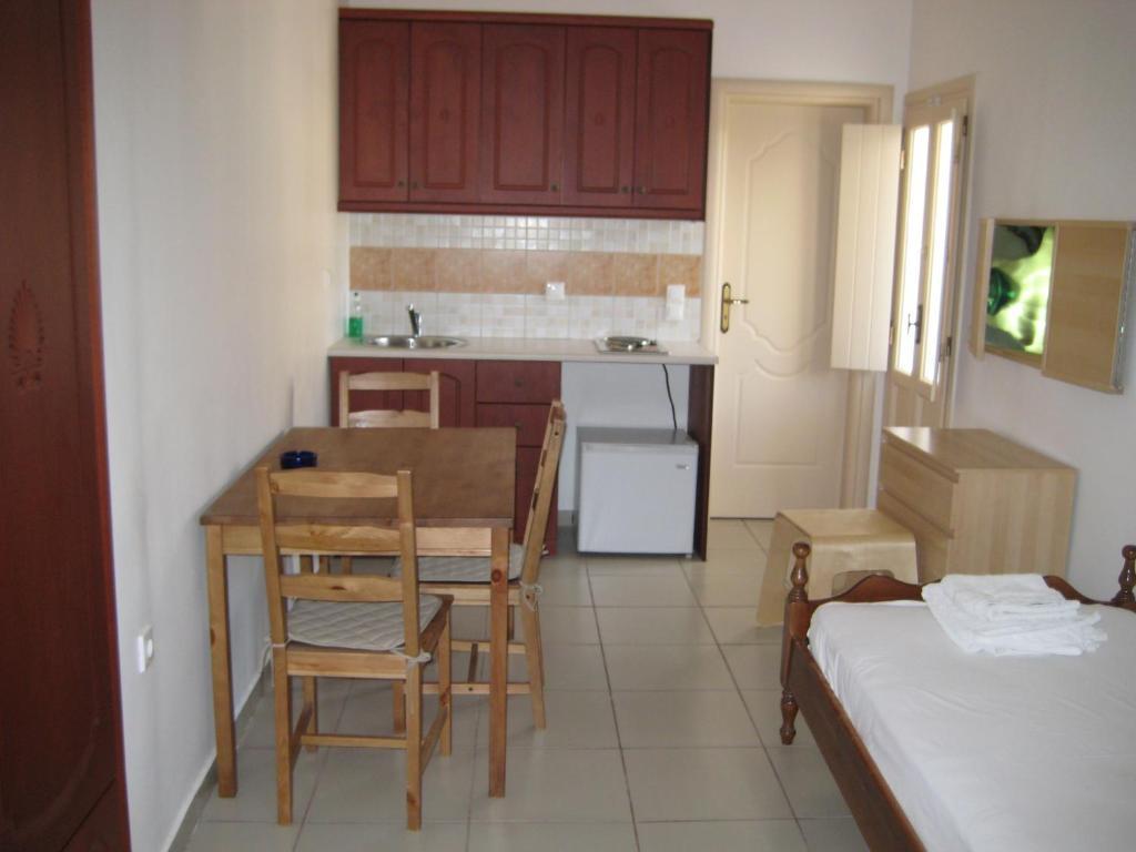 Hotel Rena Perissa  Phòng bức ảnh